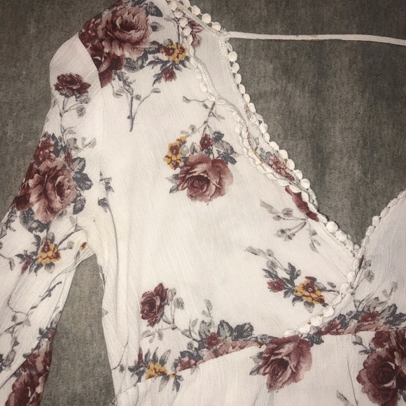 Tilly’s long sleeve blouse - Picture 2 of 3